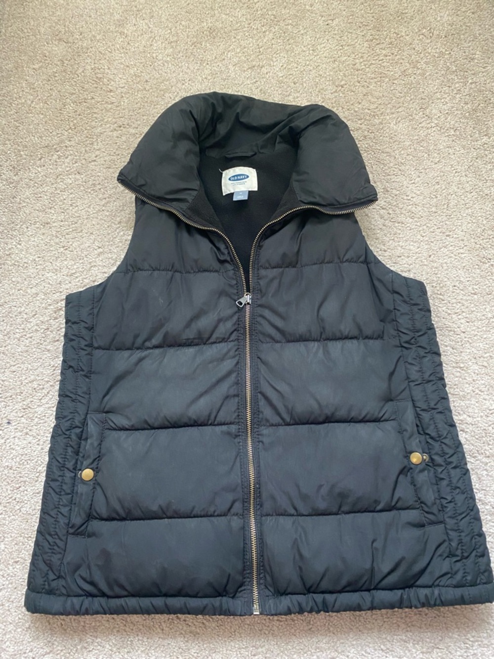 Old navy puffer vest